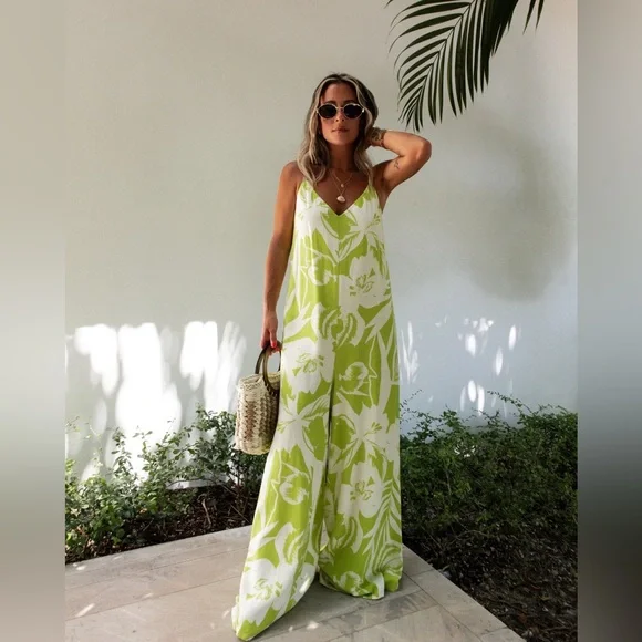 VICI Waikiki Tropical Print Relaxed Jumpsuit M